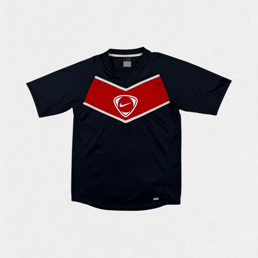 Vintage Nike shield football tee (S)