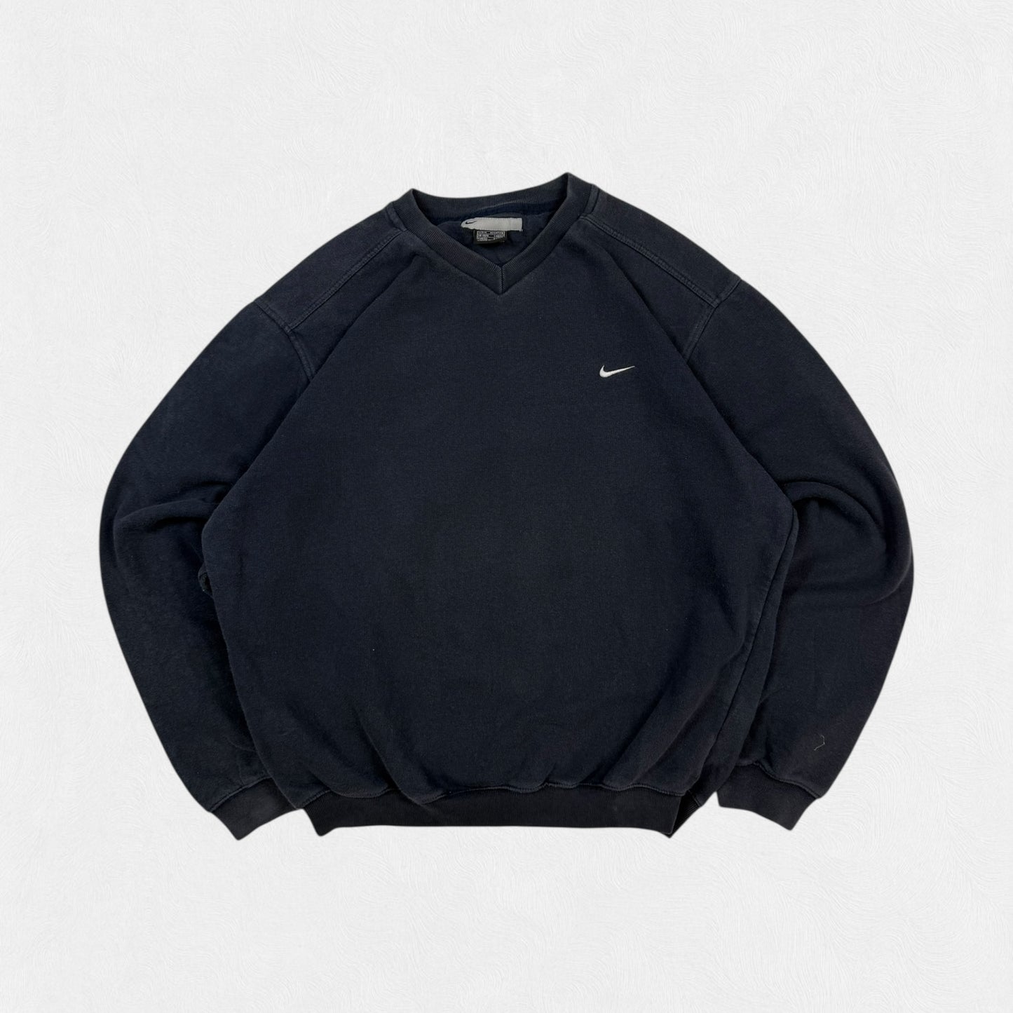 Vintage Nike mini swoosh sweatshirt (M)