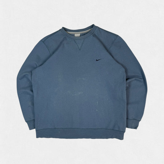 Vintage Nike mini swoosh sweatshirt (M)