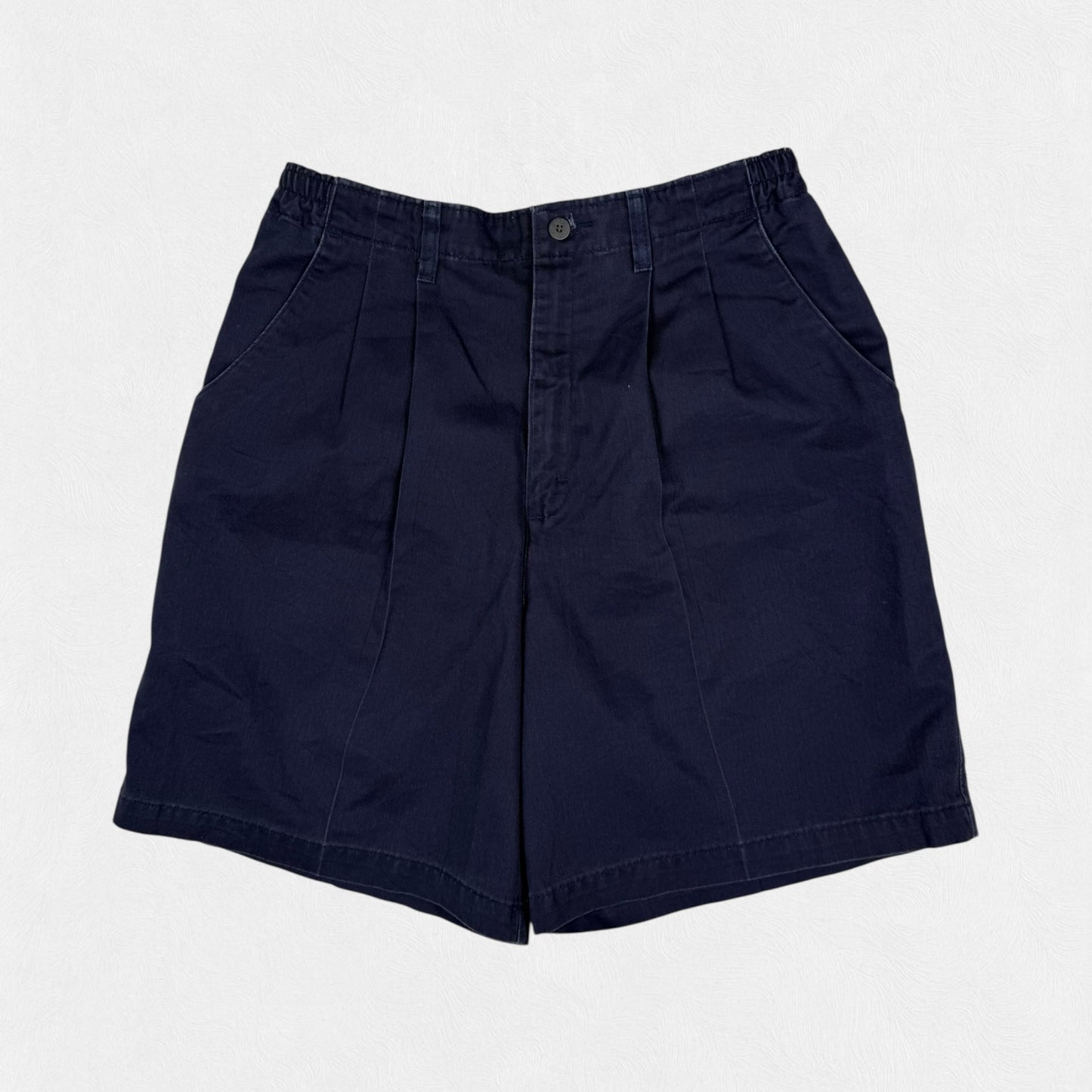 Vintage Lee casual baggy pleated shorts (W30)