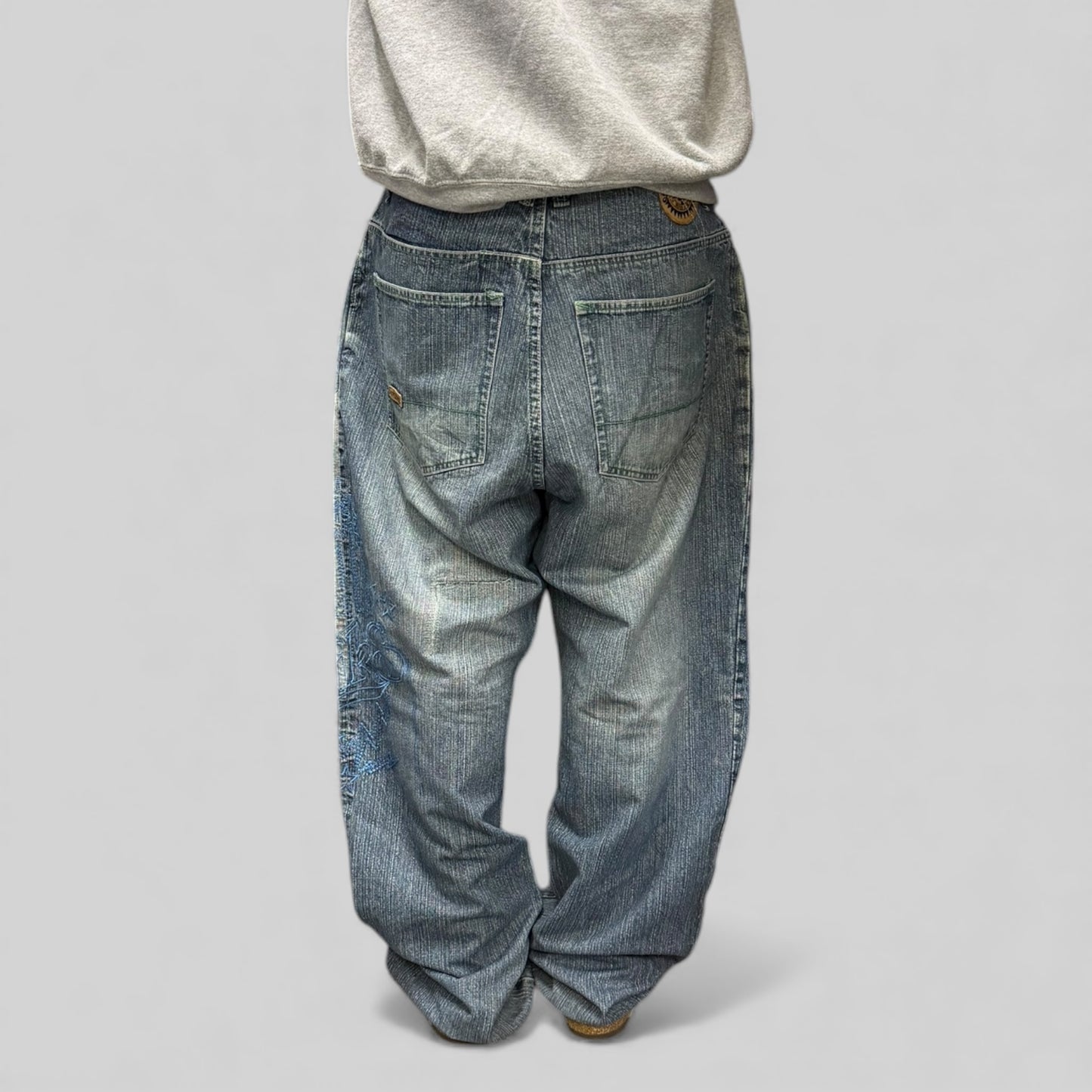 Vintage Akademiks baggy hip hop jeans (W36)