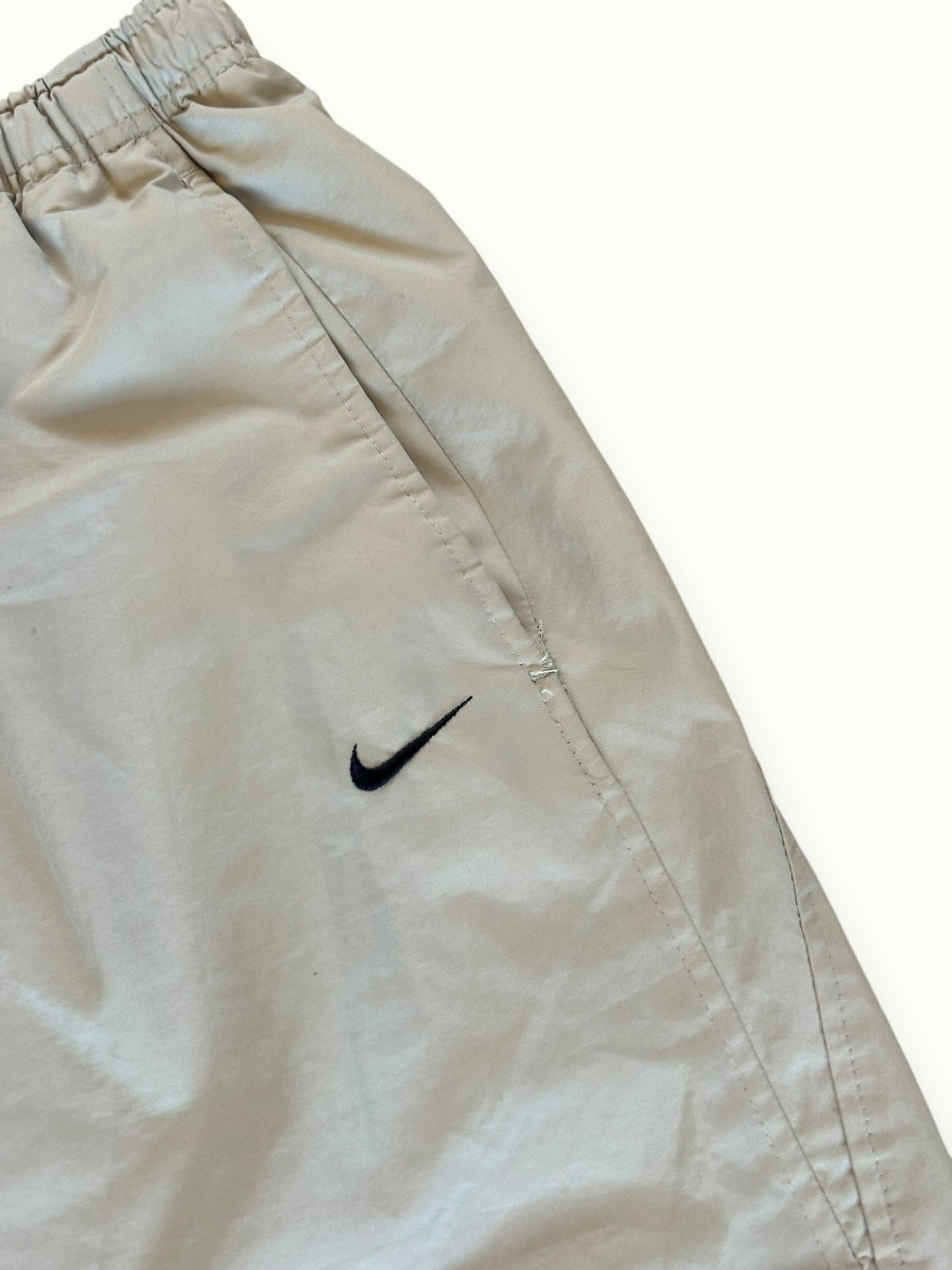 Vintage Nike baggy track pants (L)
