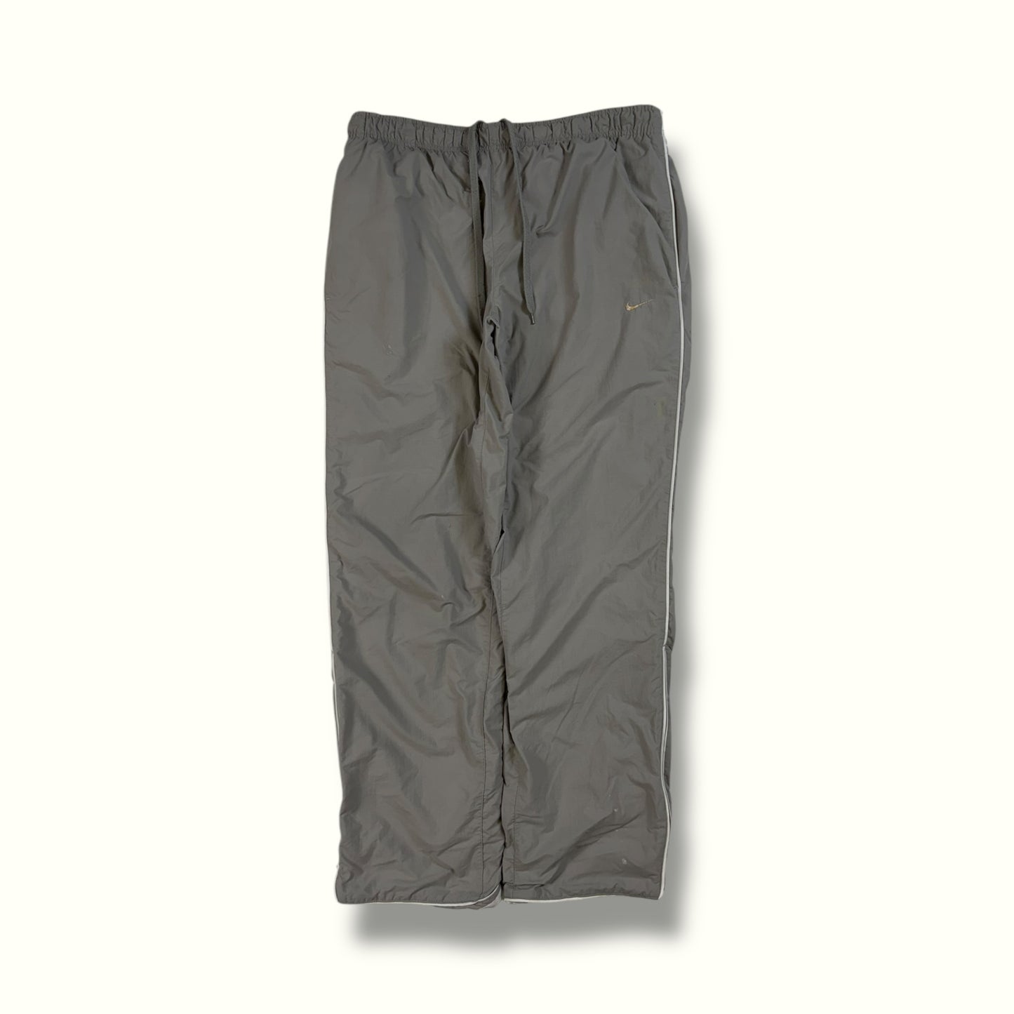 Vintage Nike baggy track pants (L)