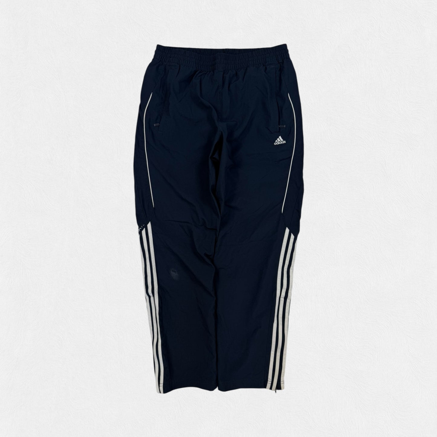 Vintage Adidas baggy track pants (M)