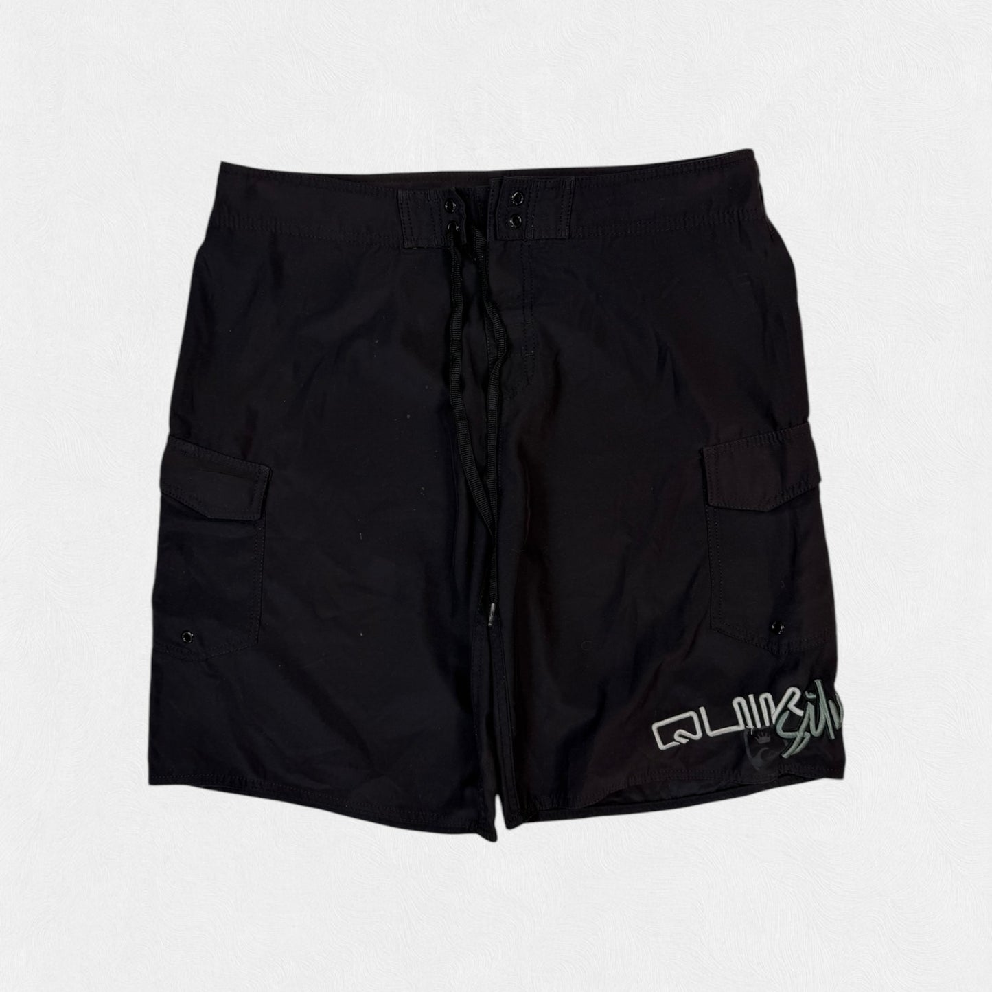 Vintage Quiksilver baggy cargo shorts (W34)