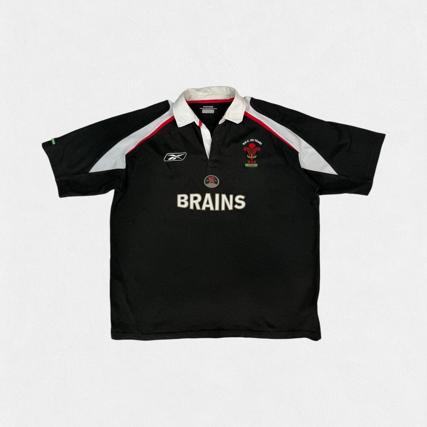 Vintage Wales 2005/06 Reebok rugby shirt (XL)