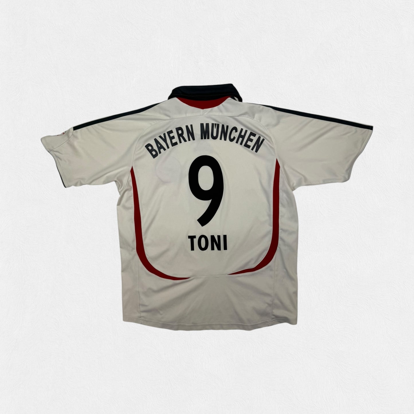 Vintage Bayern Munich 2006/07 Adidas Igor Toni away football shirt (S)