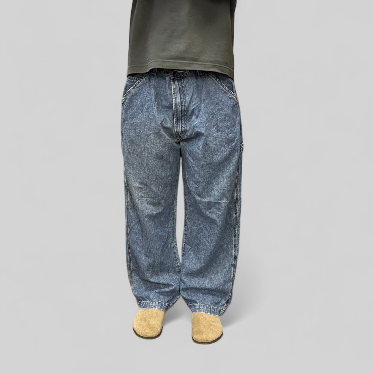 Levi's baggy carpenter jeans (W38)
