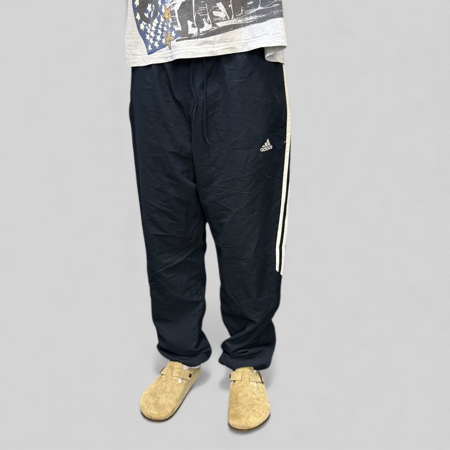 Vintage Adidas baggy track pants (L)