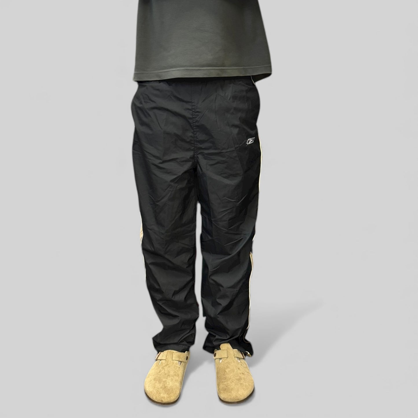 Vintage Reebok baggy side stripe track pants (M)