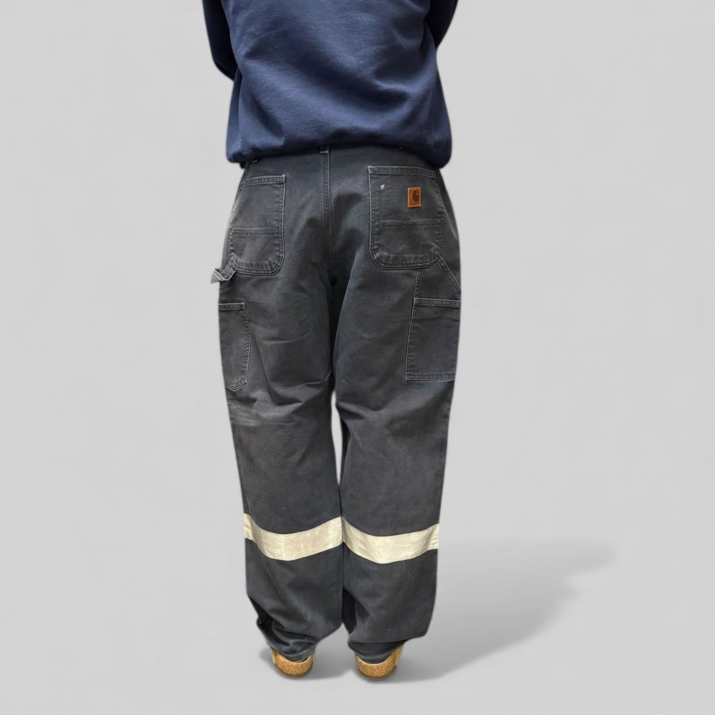Carhartt baggy carpenter pants (W34)