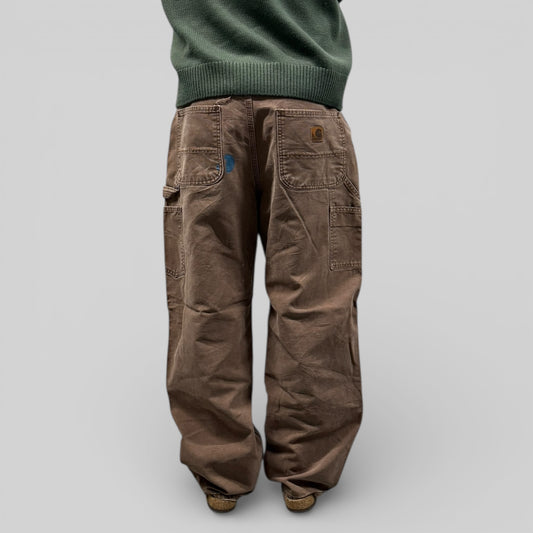 Vintage Carhartt baggy carpenter pants (W34)