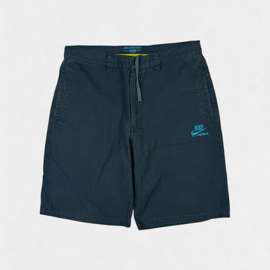 Vintage Nike baggy shorts (L)