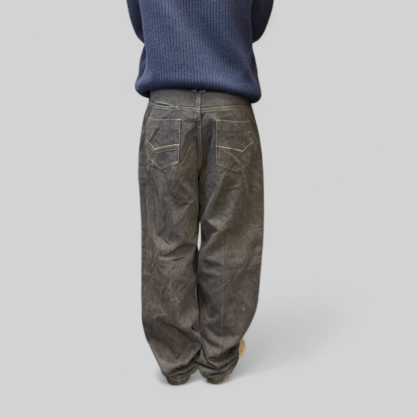 Vintage Y2K Hip Hop baggy denim jeans (W34)