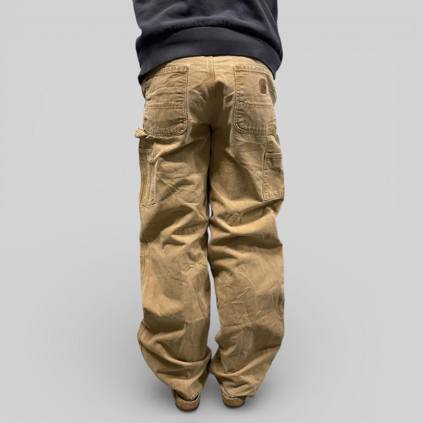 Vintage Carhartt baggy carpenter pants (W32)