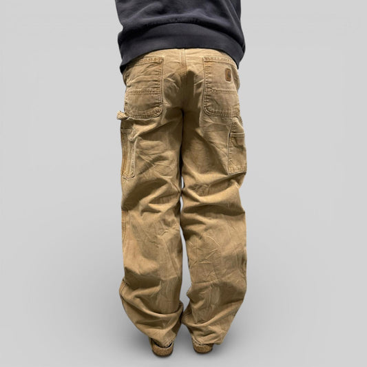 Vintage Carhartt baggy carpenter pants (W32)