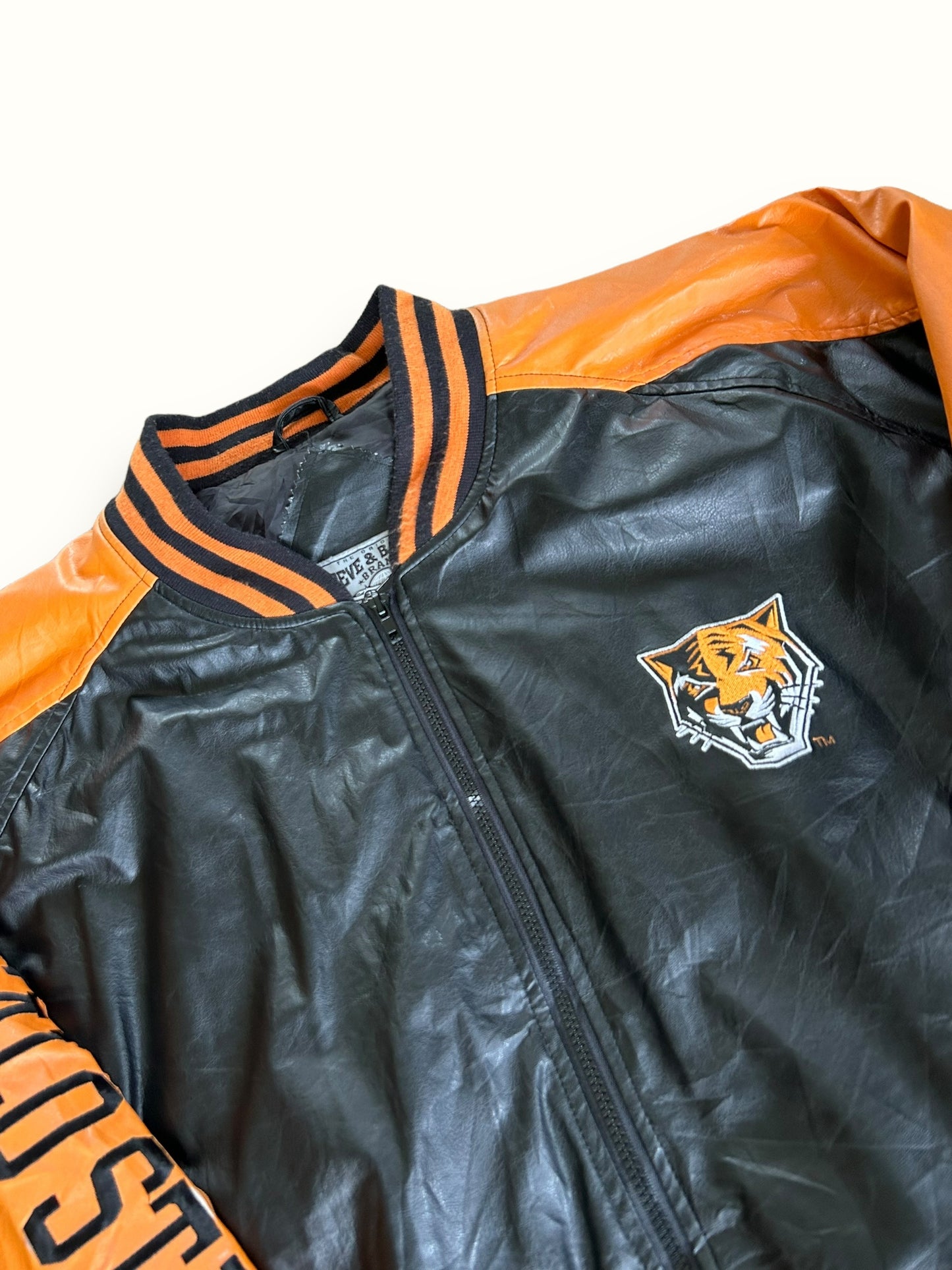 Vintage Steve & Barry's Buffalo state leather jacket (3XL)