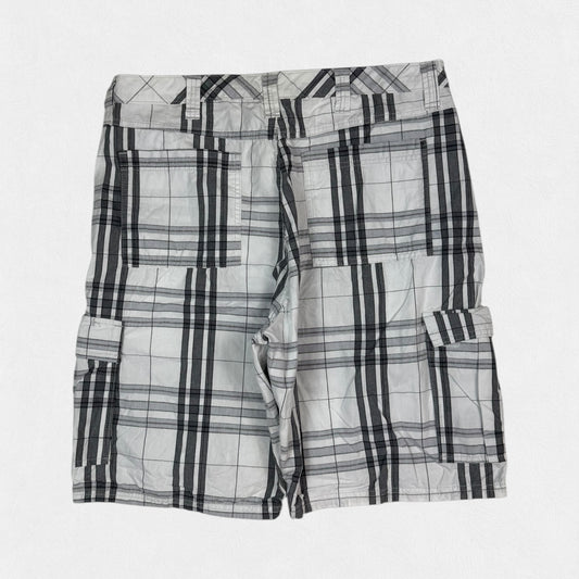 Wrangler baggy checkered cargo shorts (W36)