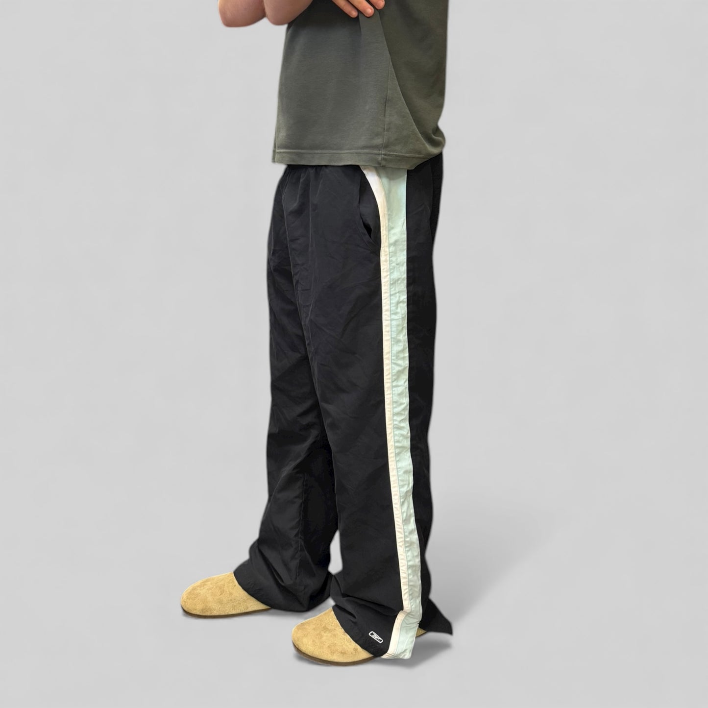 Vintage Reebok side stripe baggy track pants (XL)