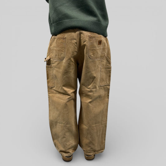 Carhartt baggy carpenter pants (W34)