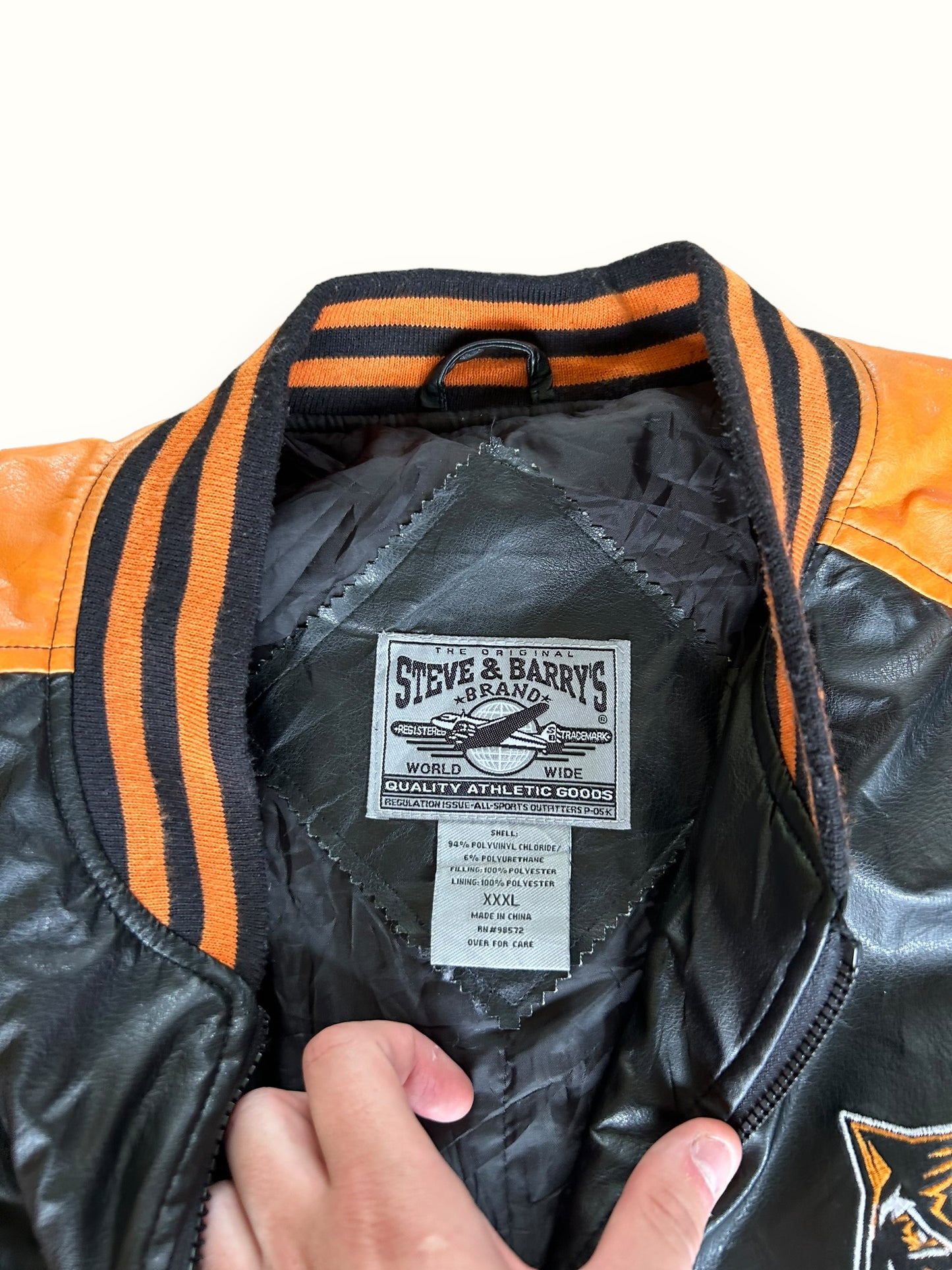 Vintage Steve & Barry's Buffalo state leather jacket (3XL)
