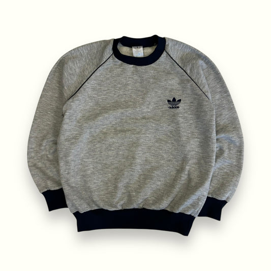 Vintage 90s Adidas originals small logo sweatshirt (M)