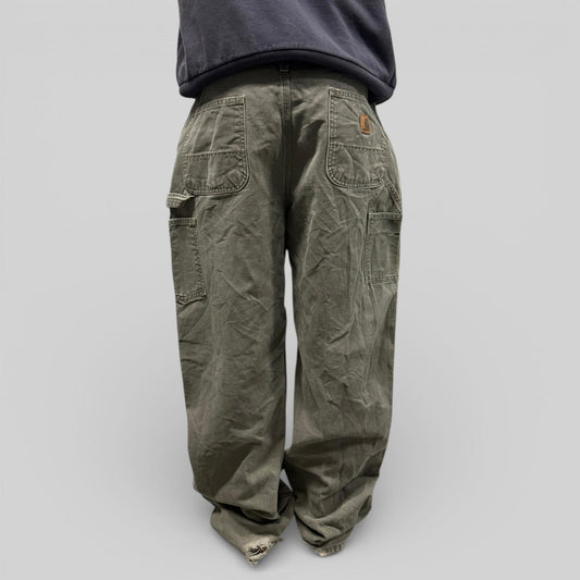 Vintage Carhartt baggy carpenter pants (W36)
