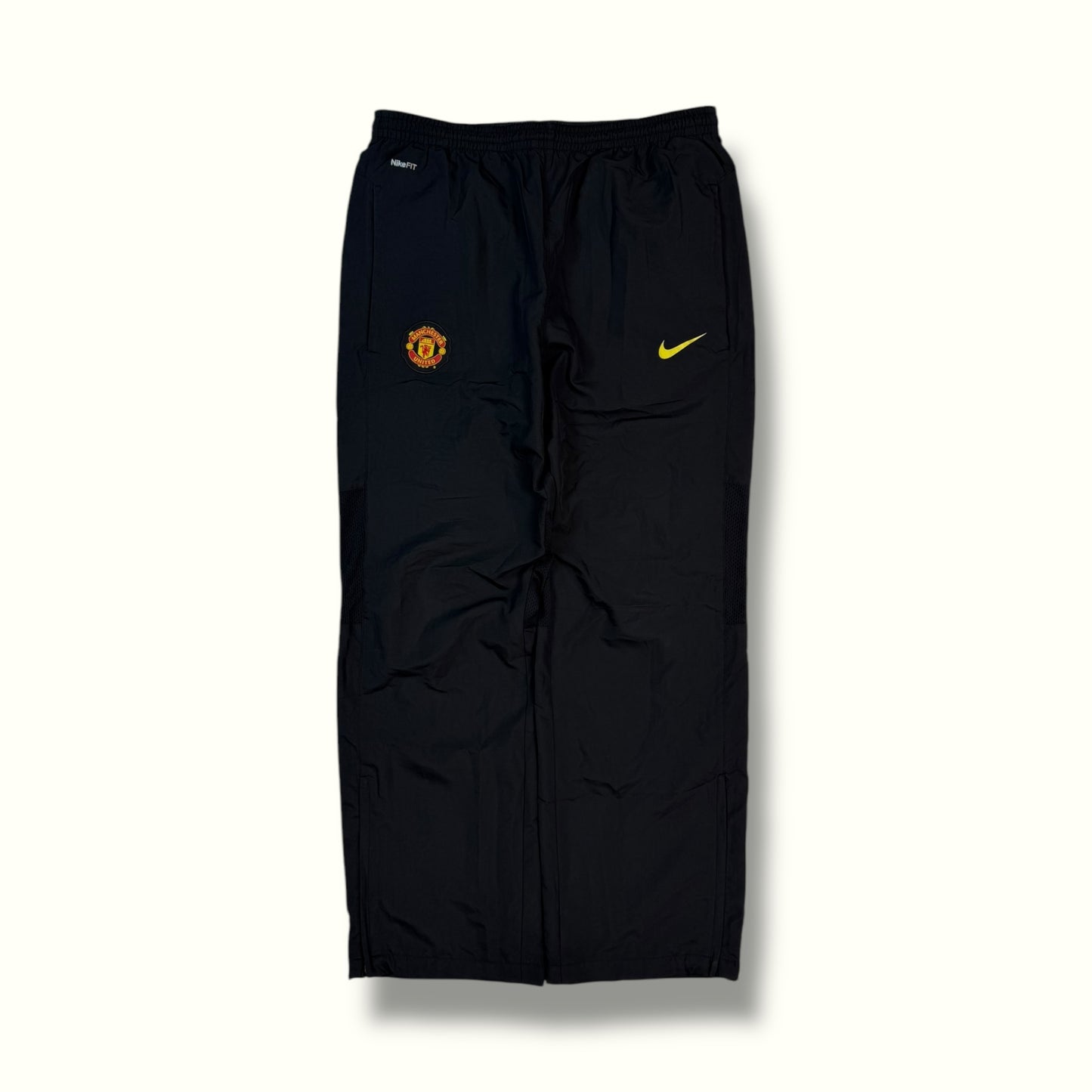 Vintage Manchester United Nike baggy track pants (M)