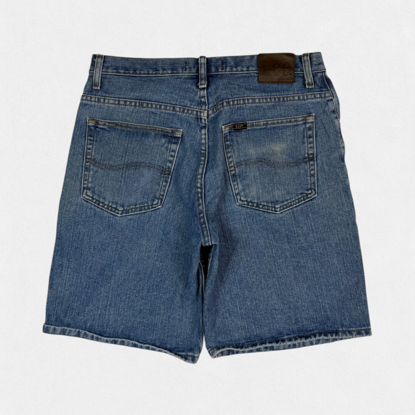 Lee baggy jorts (W33)