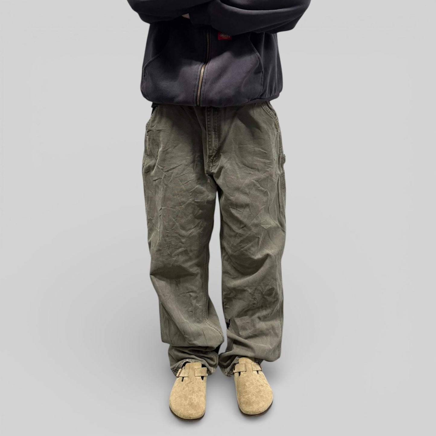 Vintage Carhartt baggy carpenter pants (W36)