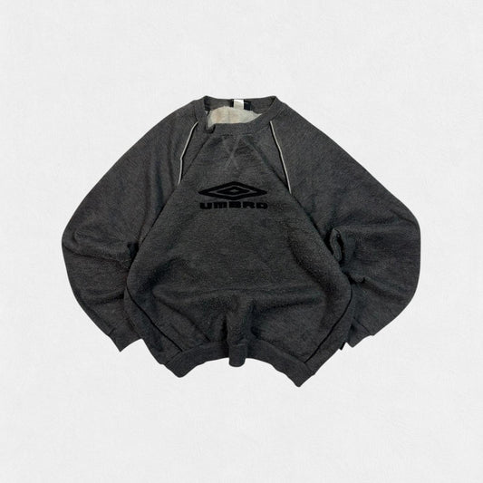 Vintage Umbro centre logo sweatshirt (XS)