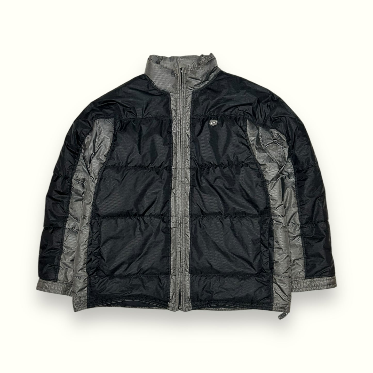 Vintage Nike puffer jacket (XL)
