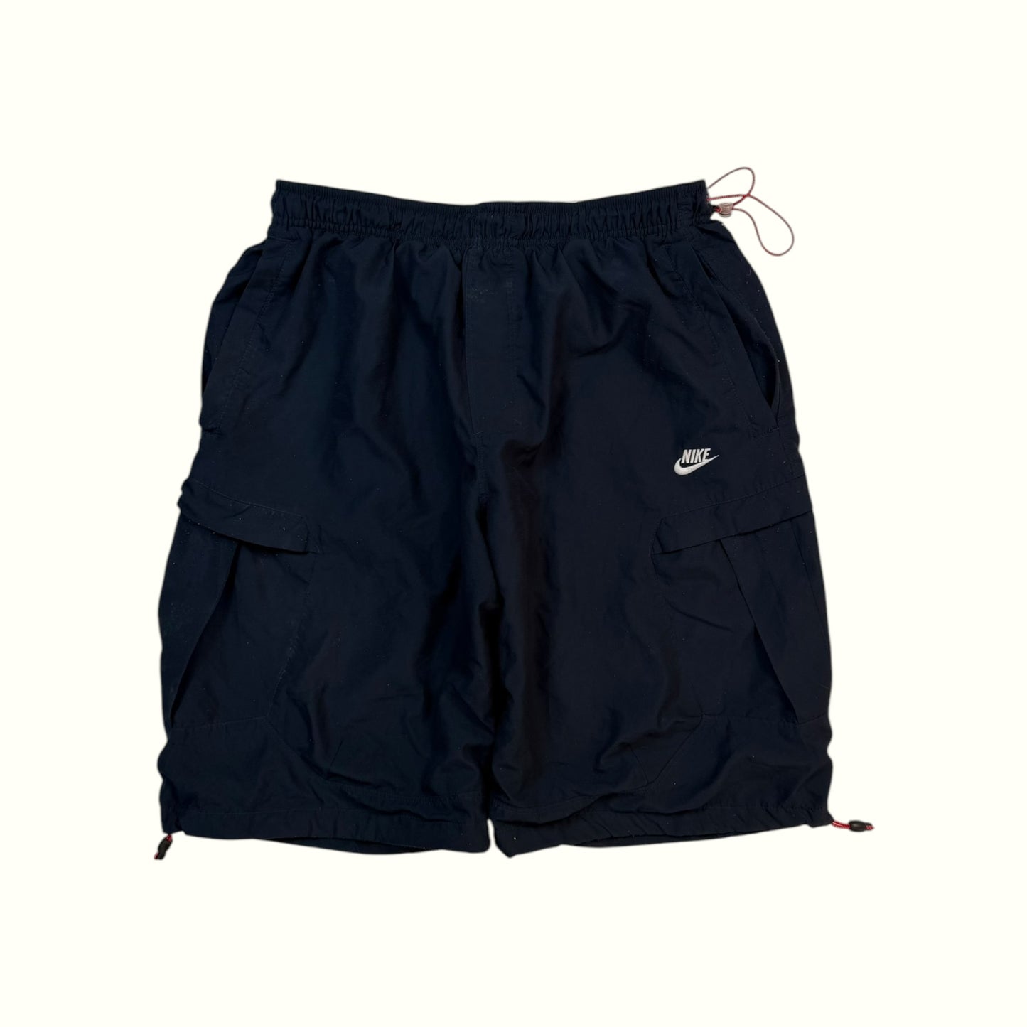 Vintage Nike baggy cargo shorts (L)