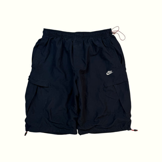 Vintage Nike baggy cargo shorts (L)