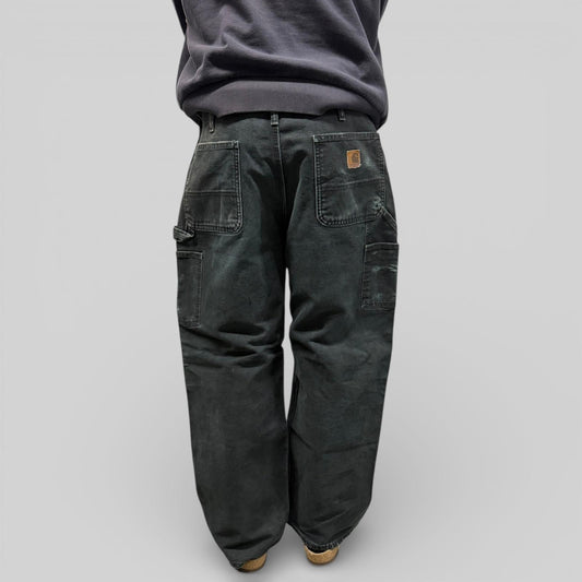 Vintage Carhartt baggy carpenter pants (W36)