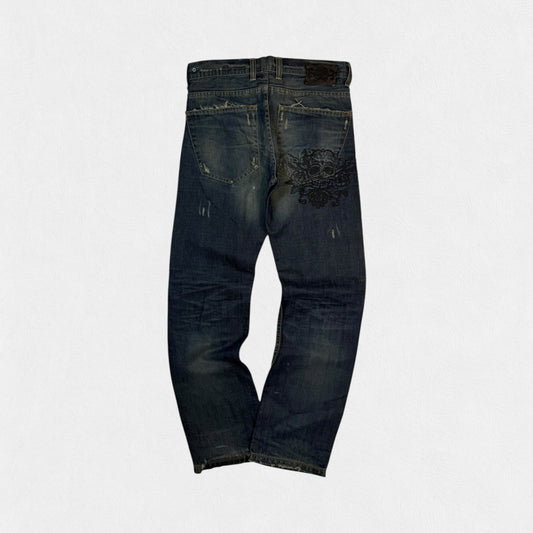 Vintage Y2K Skull embroidered jeans (W34)