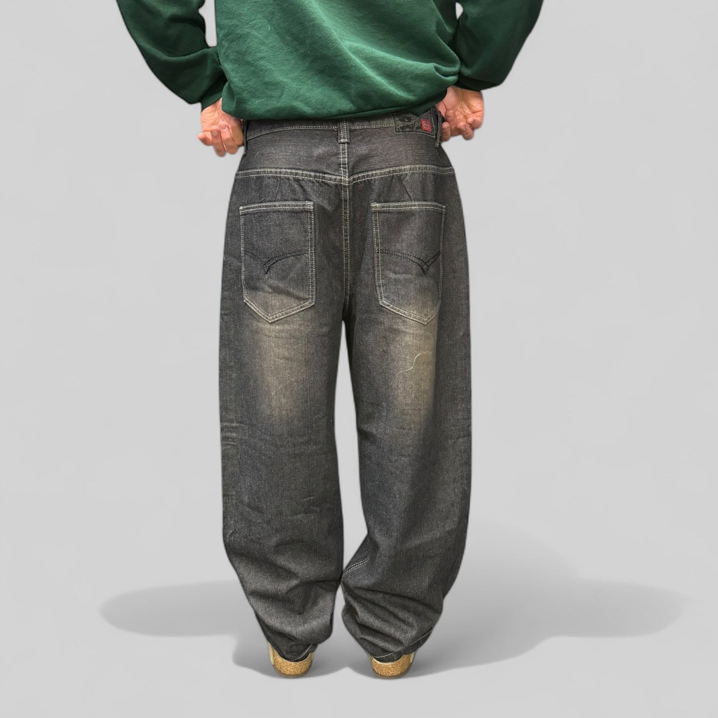 Vintage Ecko Unltd spell out baggy jeans (W38)