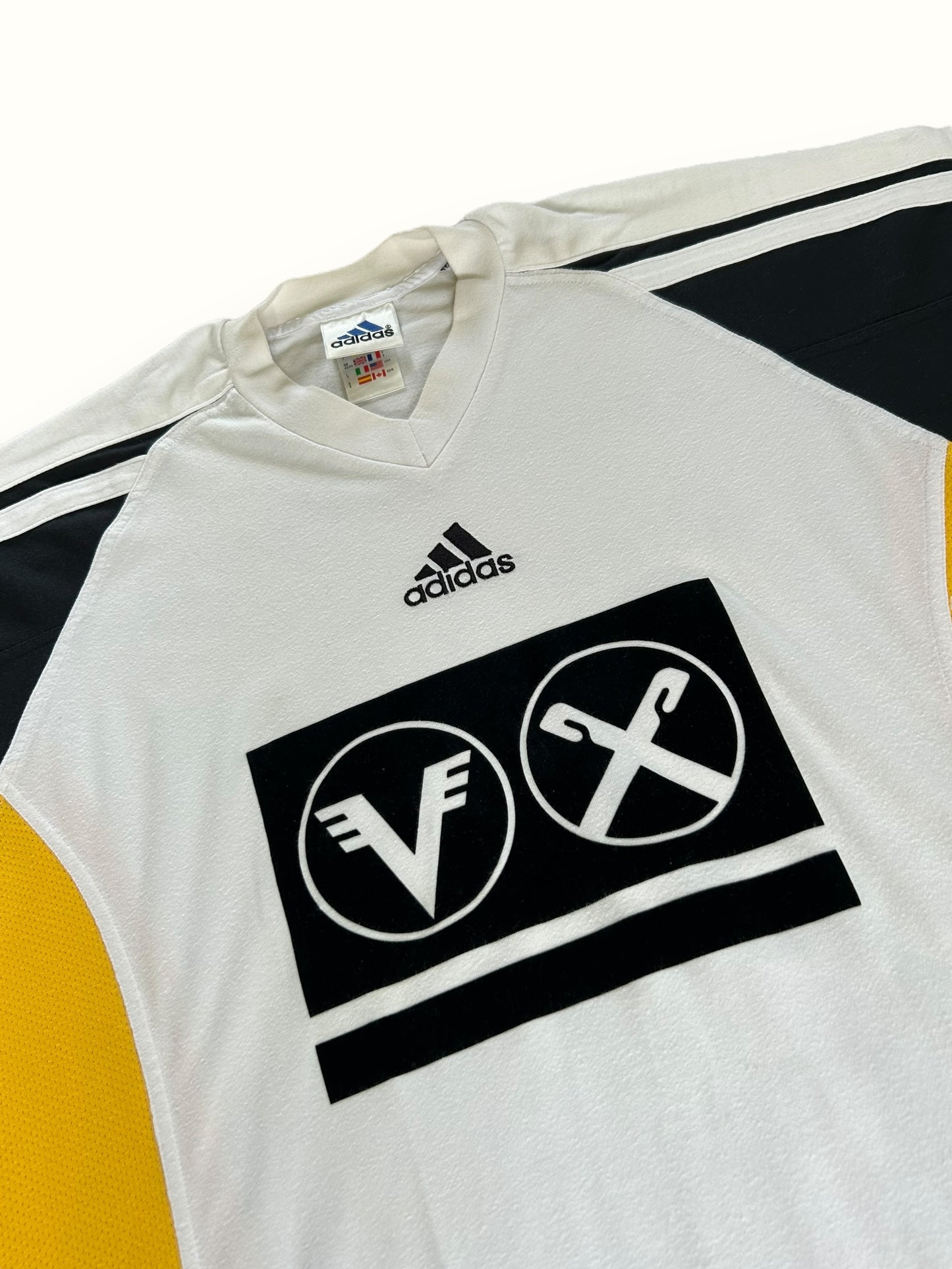 Vintage adidas colour block tee (XL)