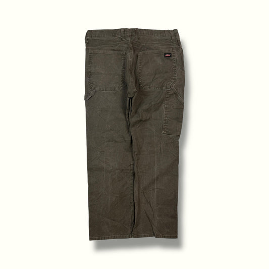 Dickies baggy carpenter pants (W34)