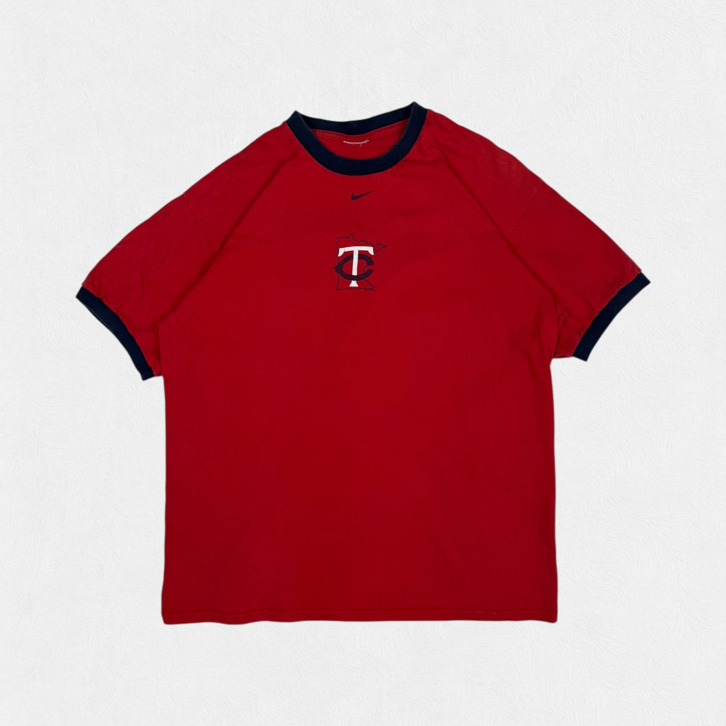 Vintage Nike Minnesota twins centre logo tee (L)