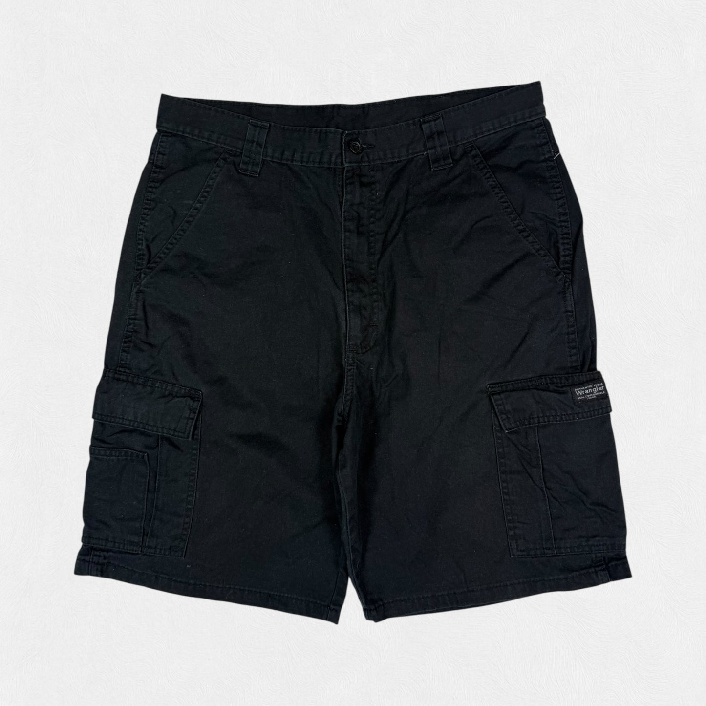 Vintage Wrangler baggy cargo shorts (W34)