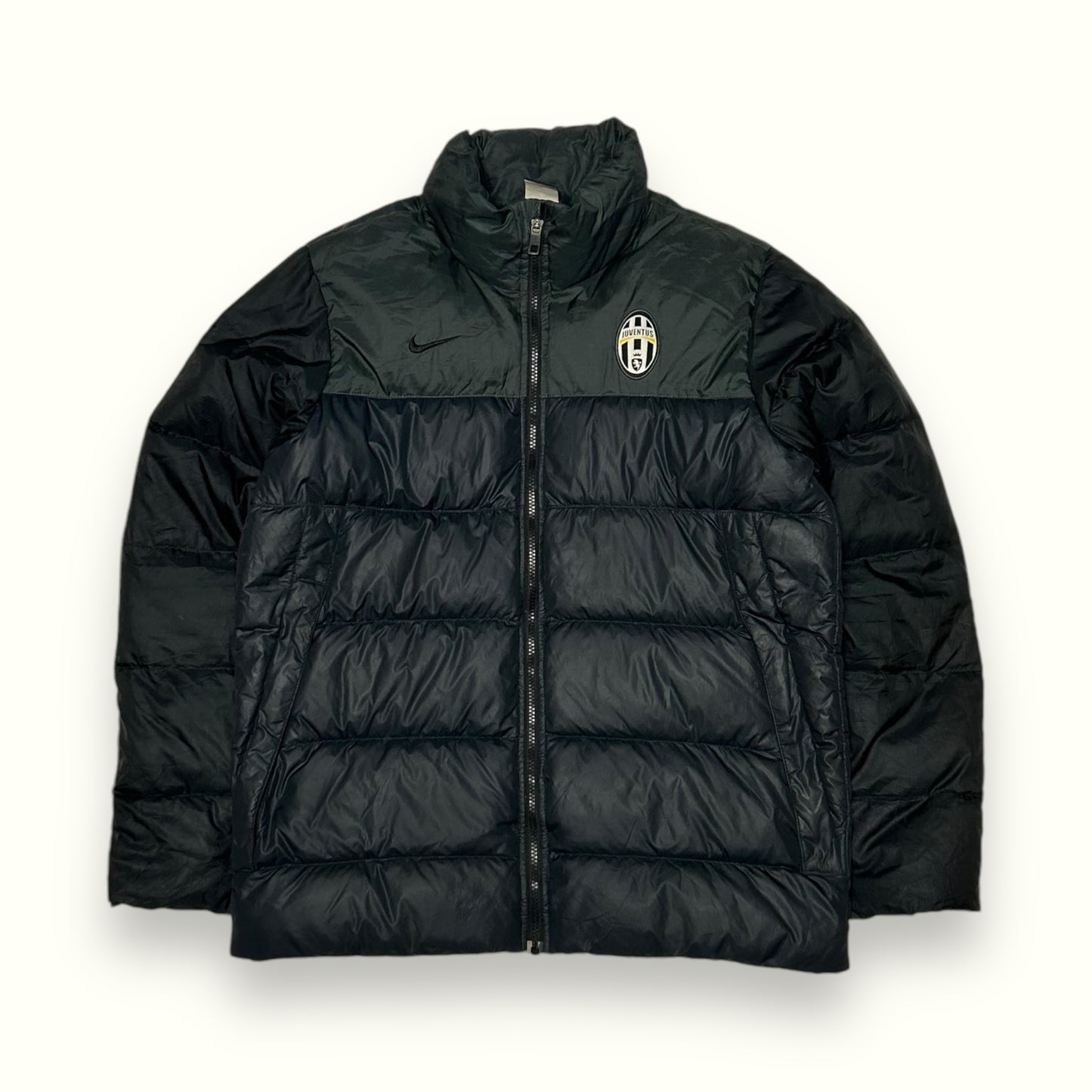 Juventus Nike puffer jacket (L)