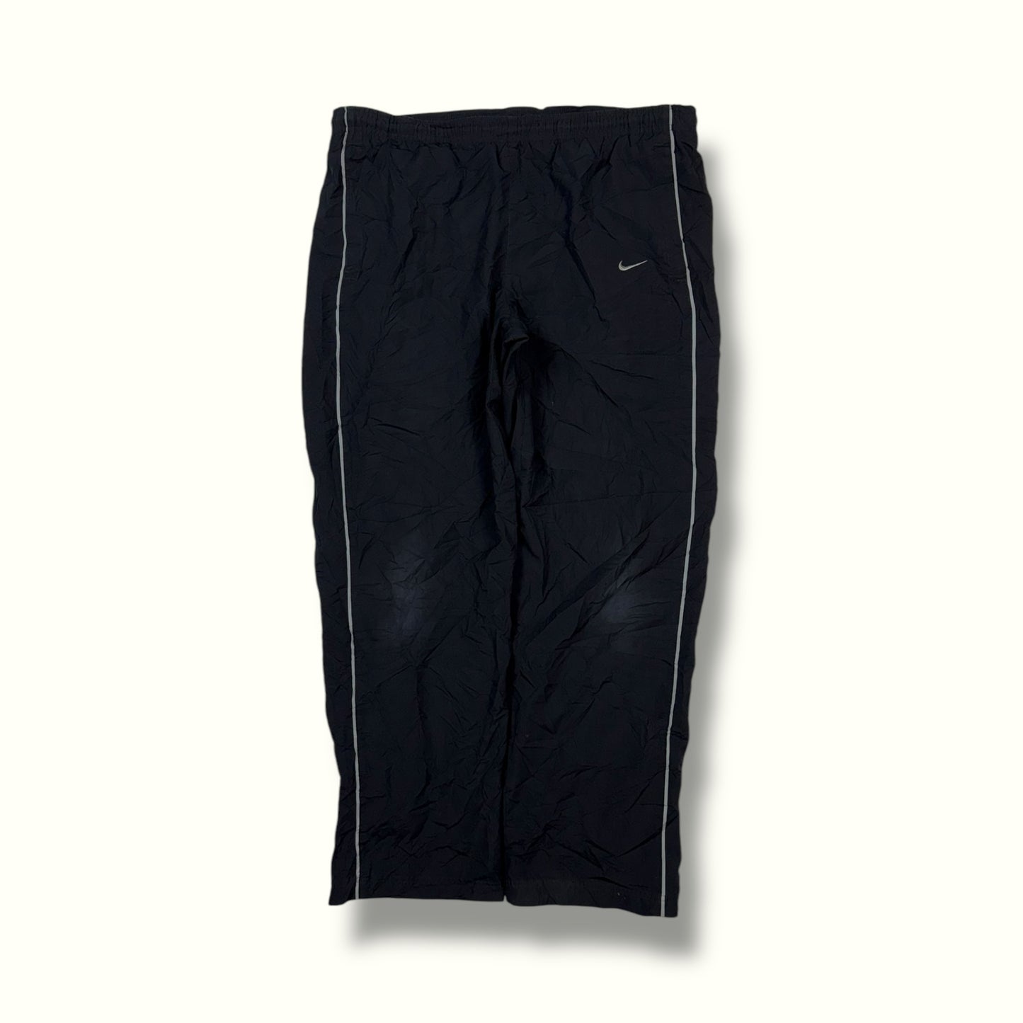 Vintage Nike baggy track pants (M)