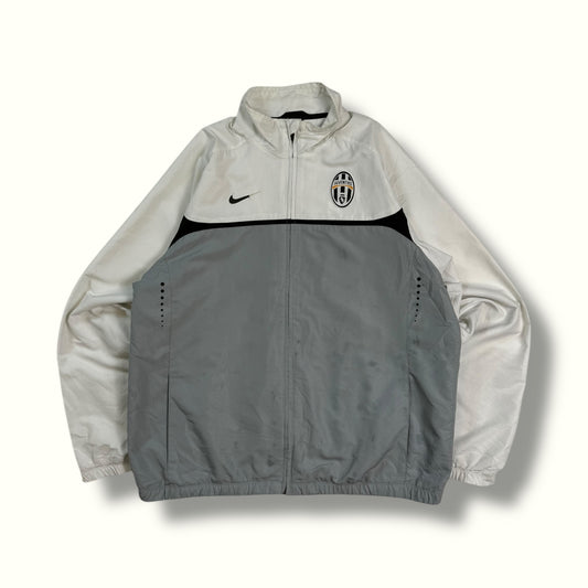 Juventus 2010/11 Nike track jacket (XL)