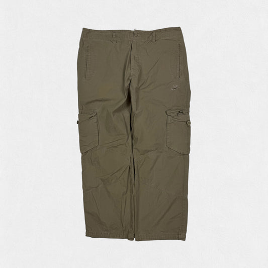 Vintage Nike baggy cargo pants (XL)