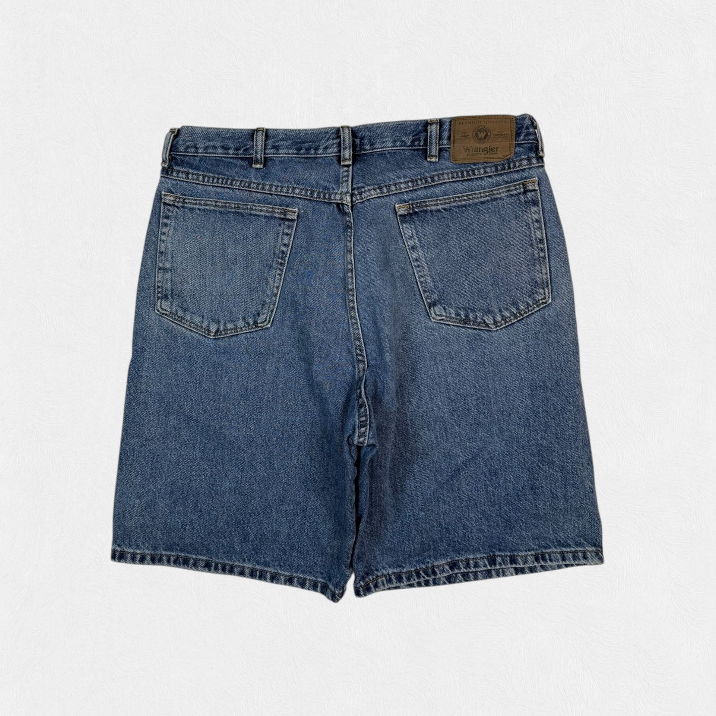 Vintage Wrangler baggy jorts (W36)