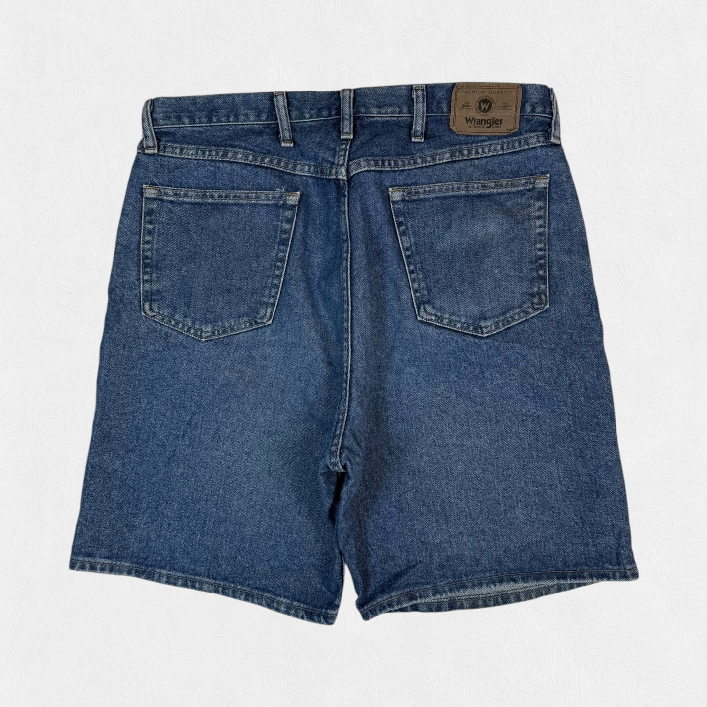 Vintage Wrangler baggy jorts (W36)