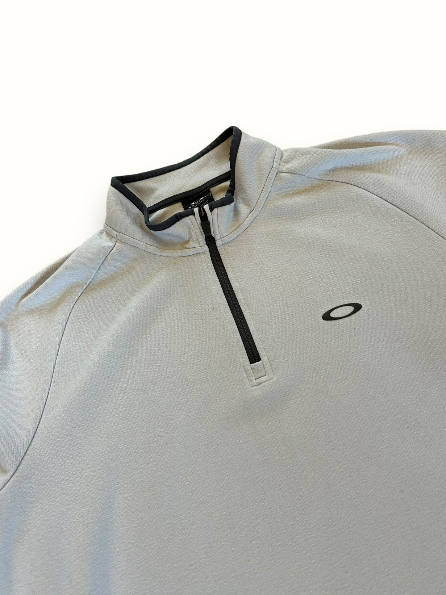 Oakley quarter zip sweatshirt (XL)