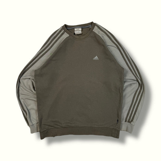 Vintage Adidas small logo sweatshirt (M)