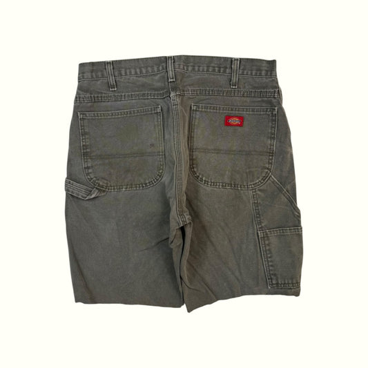 Vintage Dickies baggy carpenter shorts (W34)